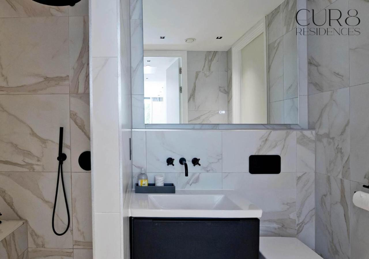 Elegant Kensington With Private Balcony Appartamento Londra