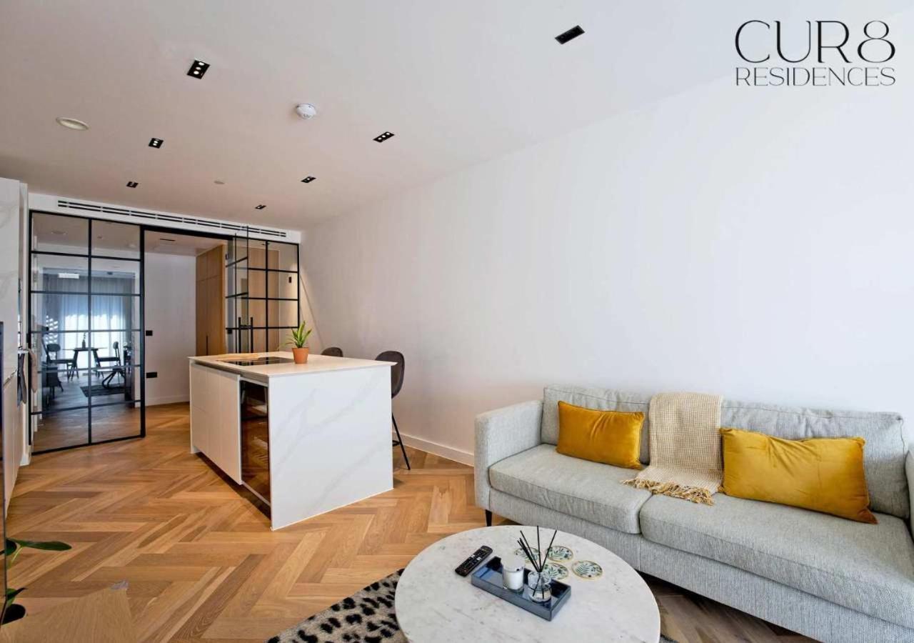 Appartamento Elegant Kensington With Private Balcony